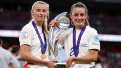 Toone and Kelly miss out on Lionesses squad