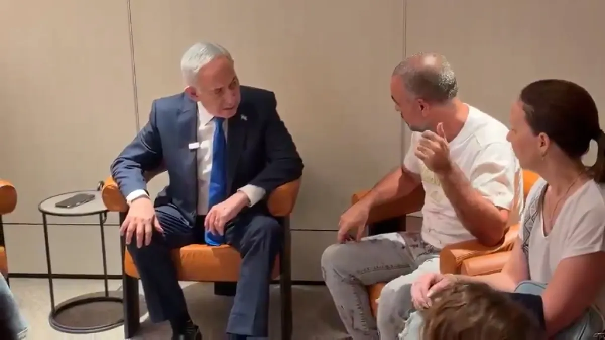 Netanyahu meets Flydubai passenger who subdued pilot in stabbing attack