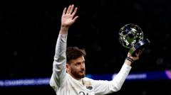 Georgia's Kvaratskhelia proud of Best comparison