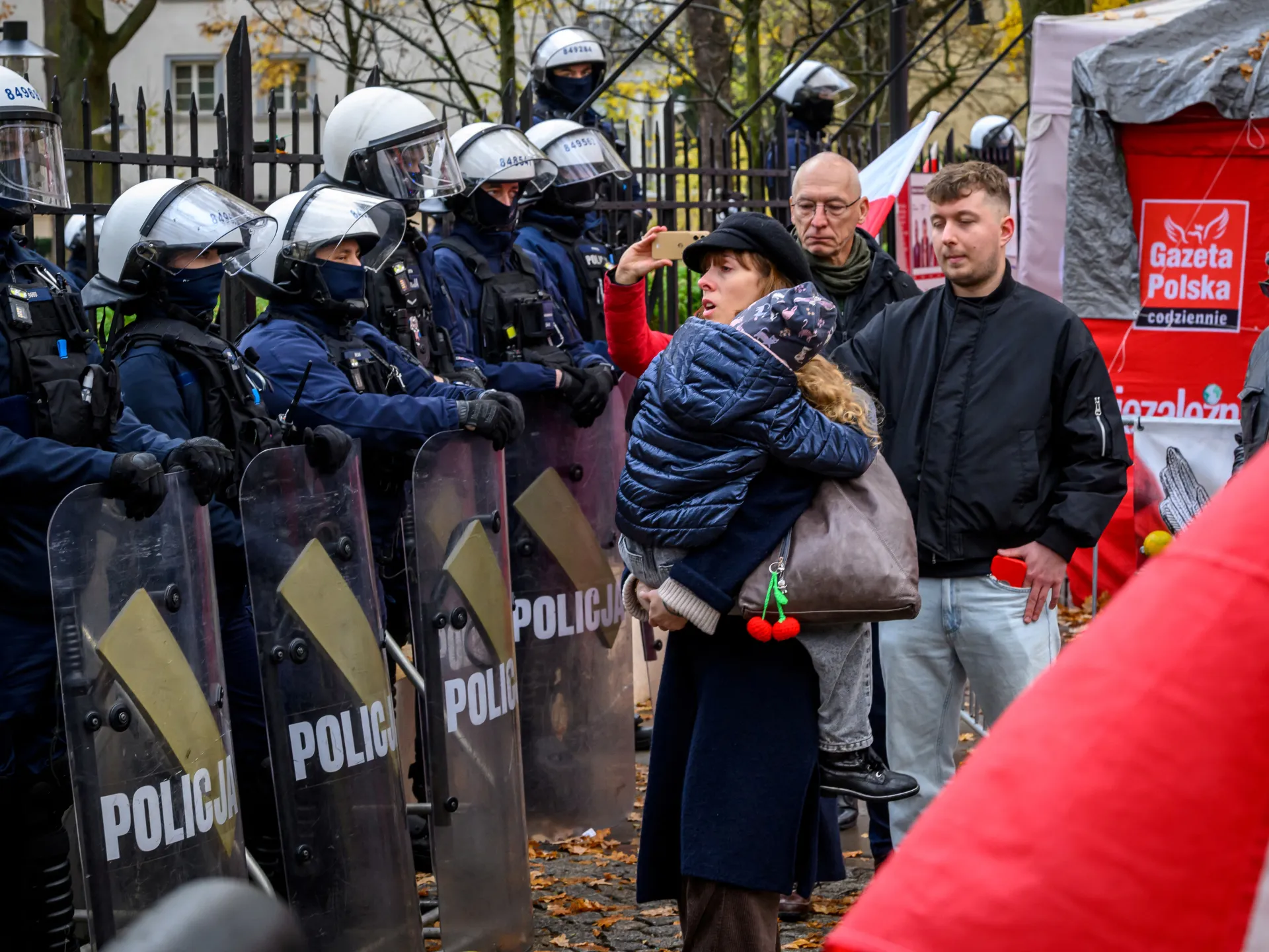 Protests outside Poland’s constitutional court: What’s the crisis about?