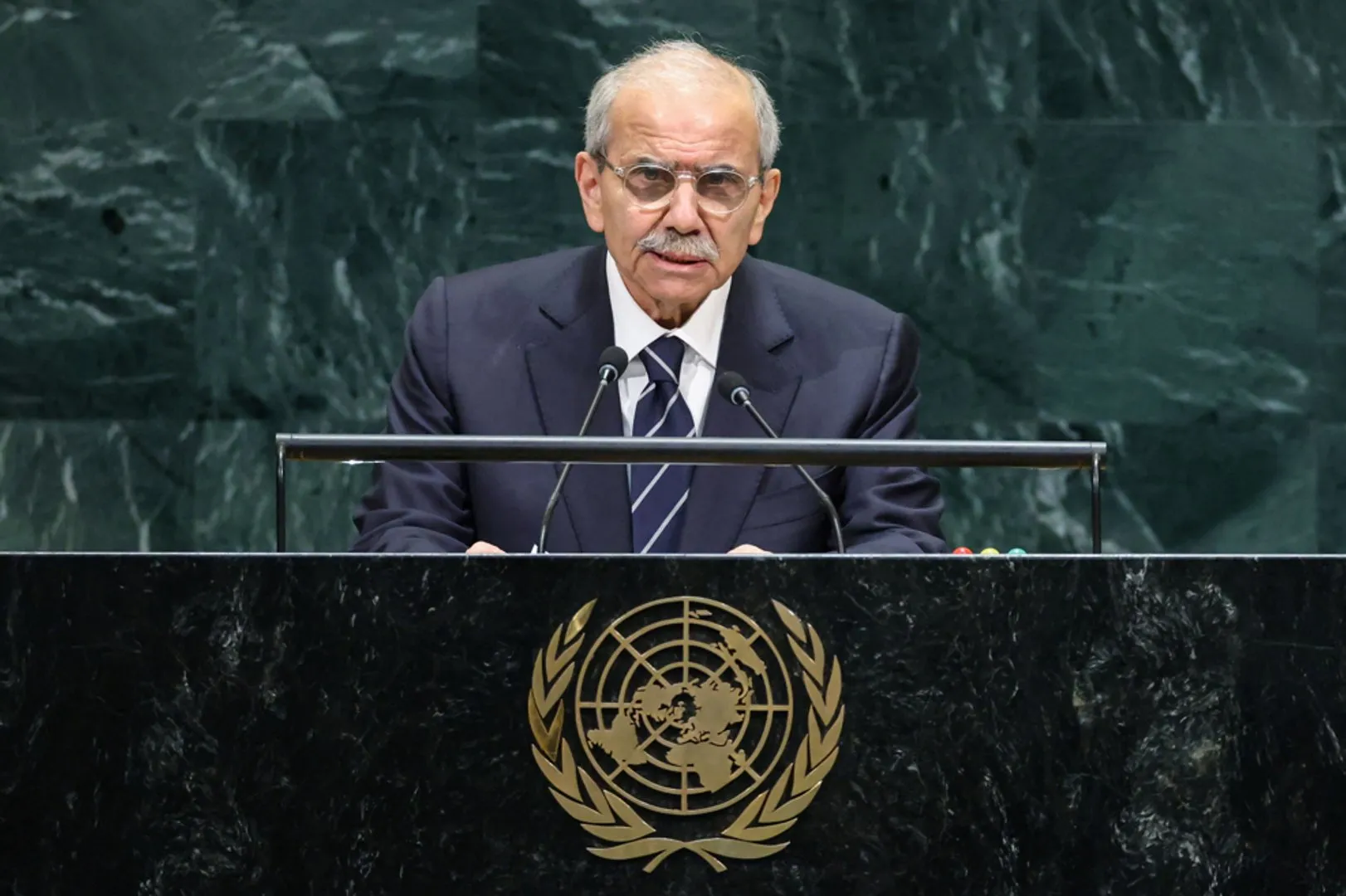 Lebanon PM calls for full Israeli withdrawal in UN address
