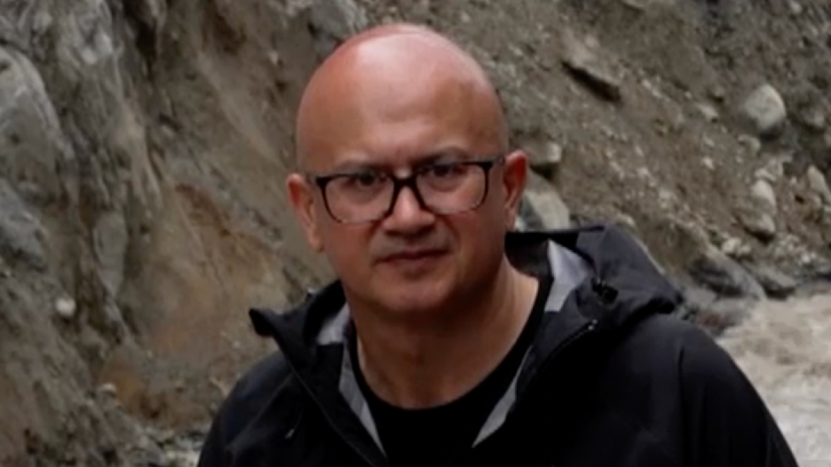 Nepal rescuers search hydropower tunnels for survivors