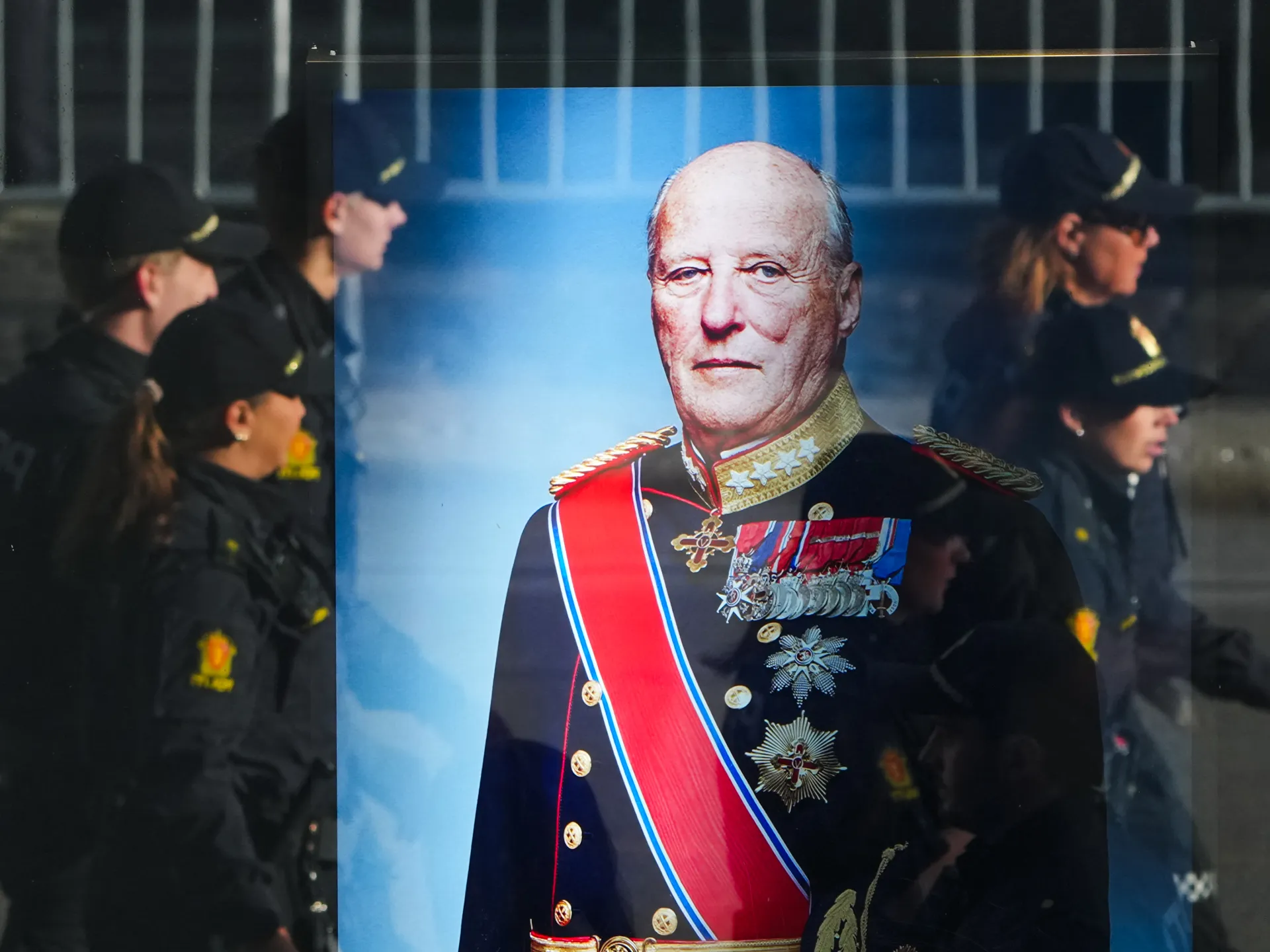 Photos: Large Oslo crowd bids farewell to Norway’s King Harald V