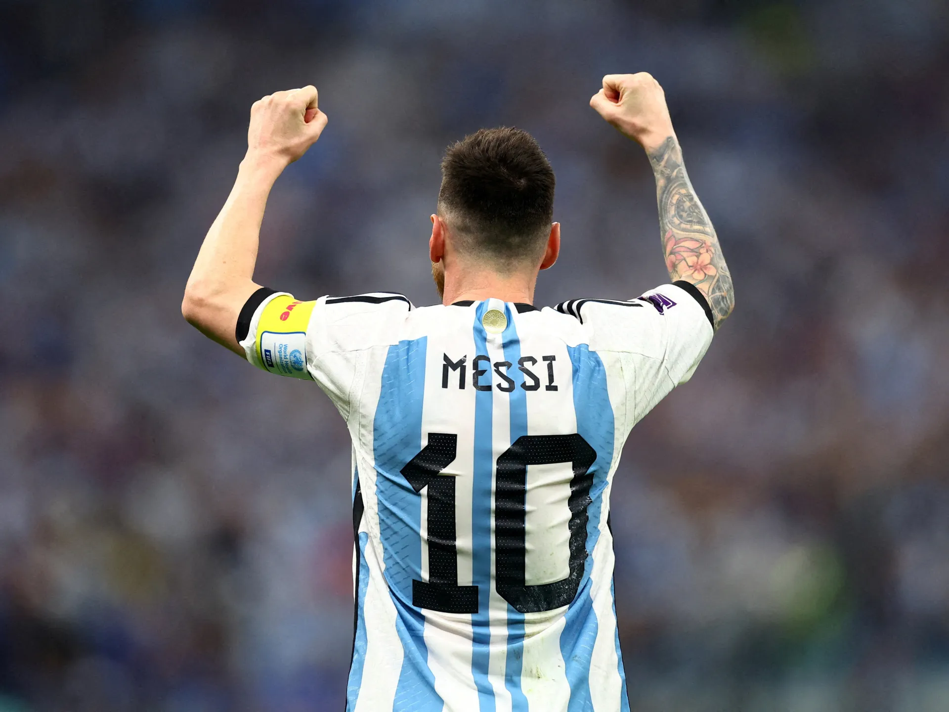 The number 10 shirt must not retire with Messi