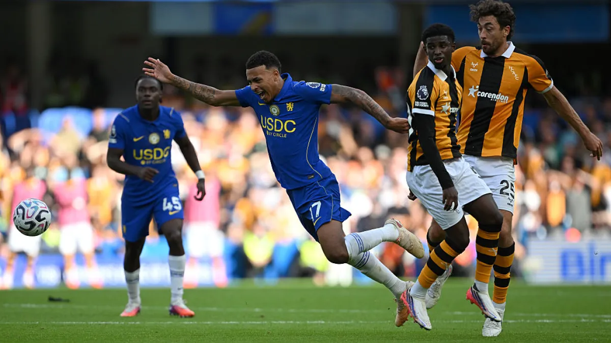 Chelsea draw with Hull, Liverpool held by Fulham and Villa remain winless