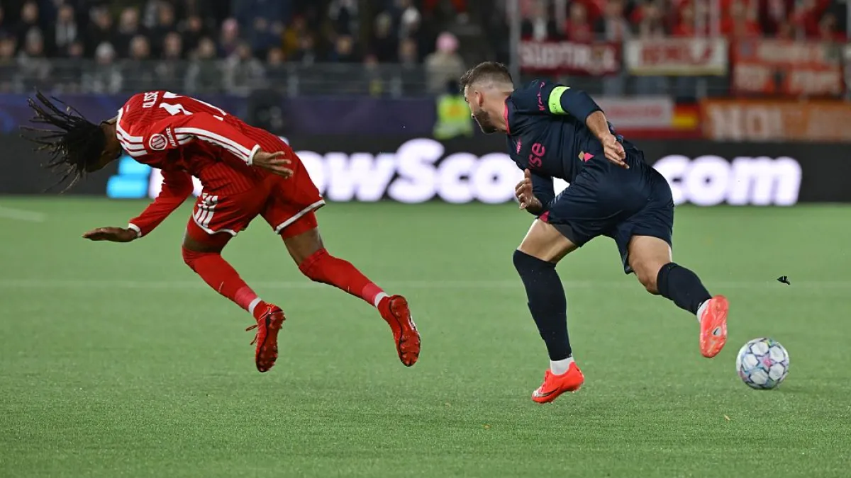 Bayern’s Michael Olise sent off for ‘super dumb’ yellows within seconds