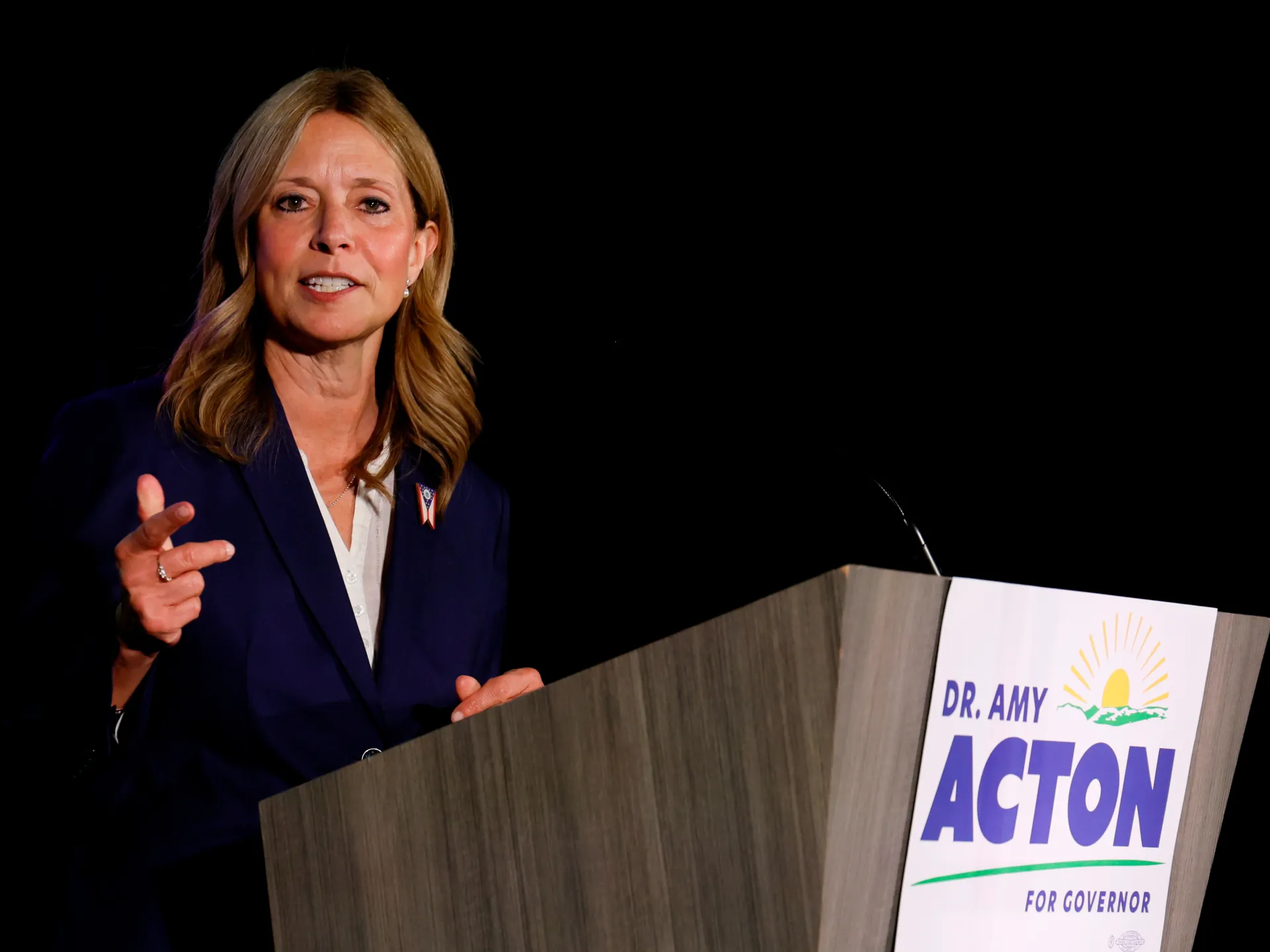 Armed assailant attacks Ohio Democratic candidate during campaign stop