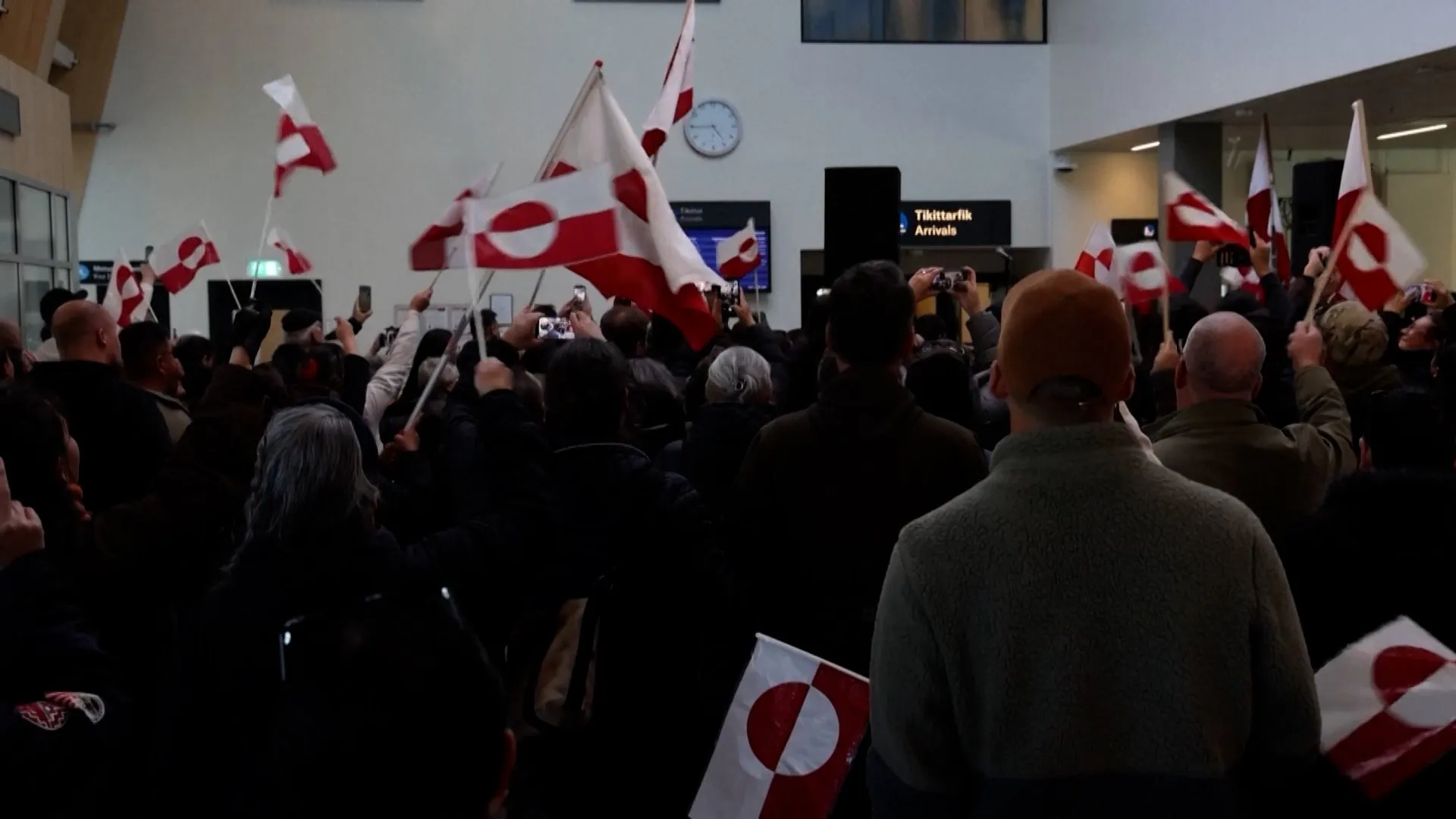 Greenland’s delegation gets hero’s welcome after signing US-Denmark pact