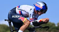 Roglic closes gap on Mas in Vuelta time trial