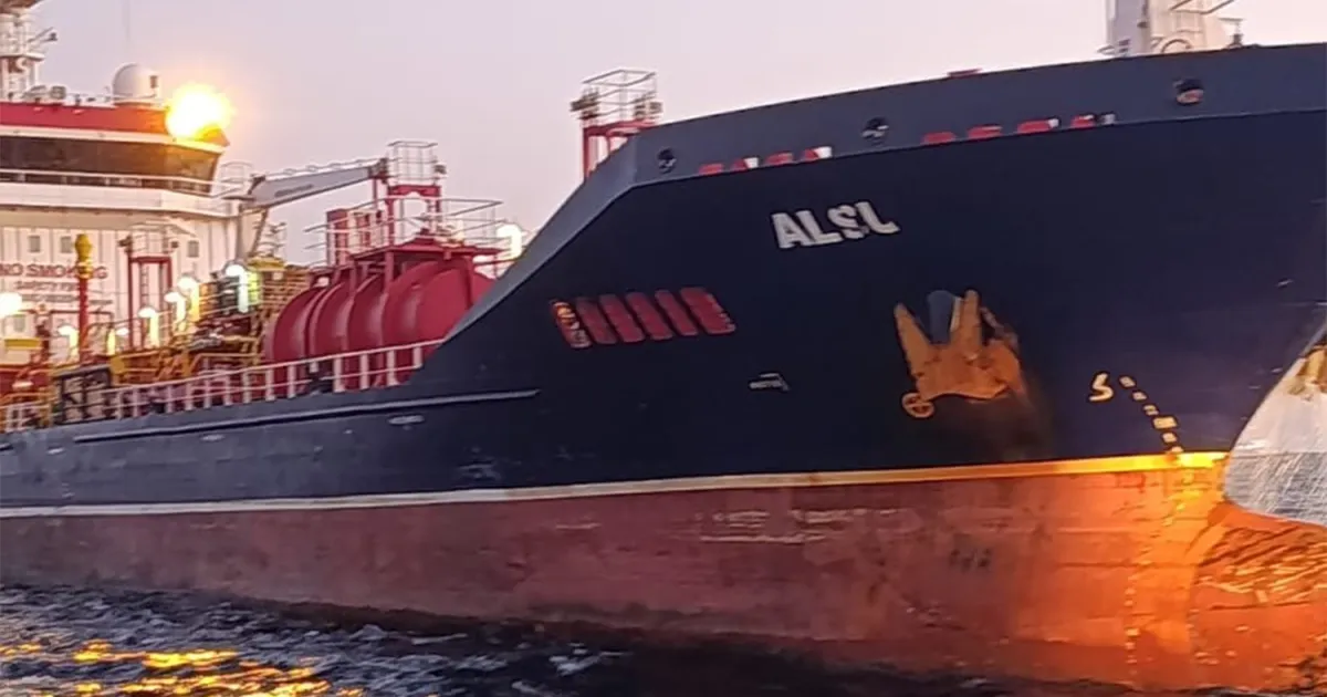 Cargo ship sinks after collision off Turkiye’s Istanbul, 10 crew missing
