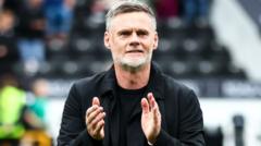 Bradford 'reluctantly' let Preston talk to Alexander