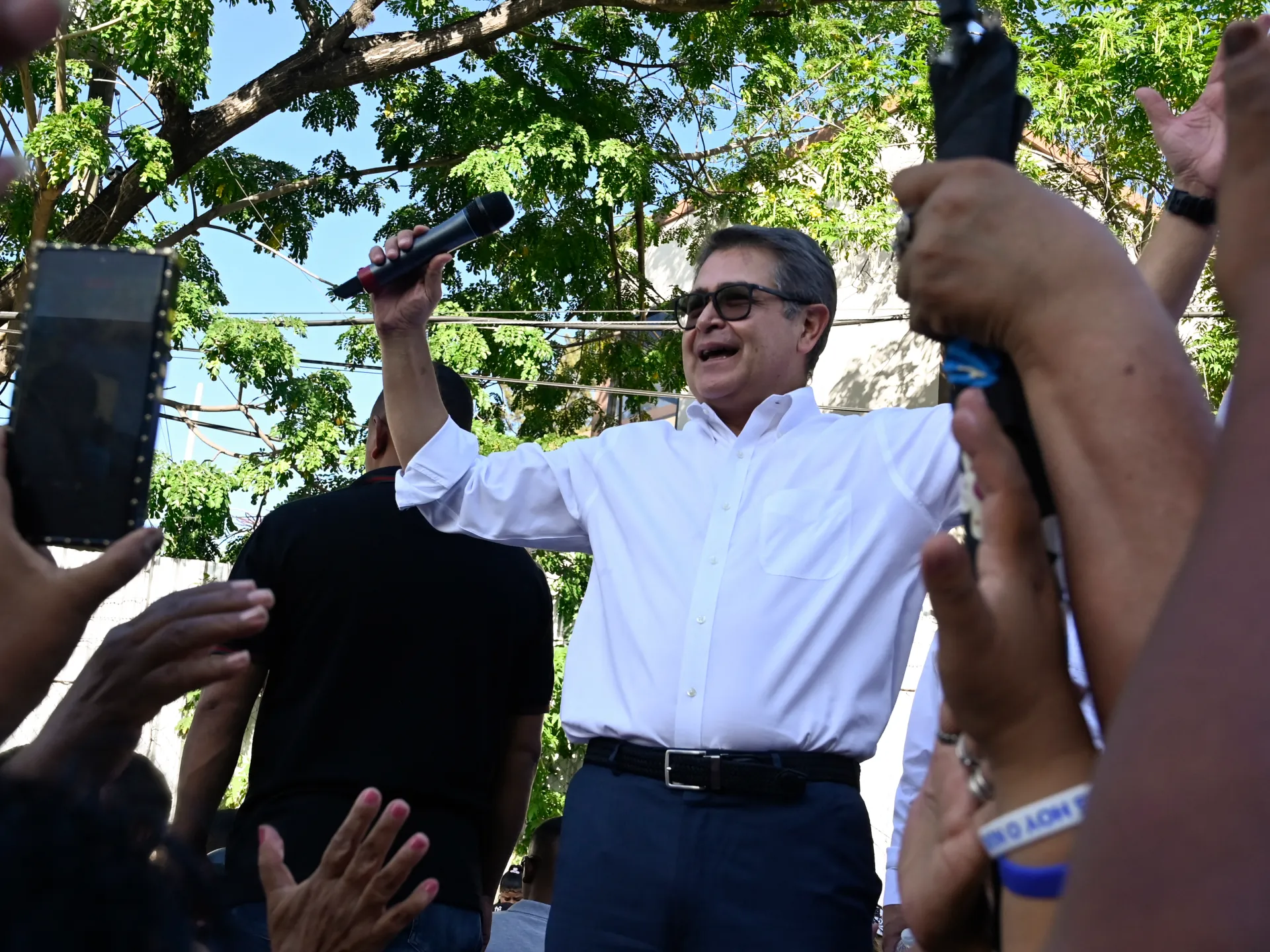 Honduran court drops case against ex-President Hernandez after Trump pardon
