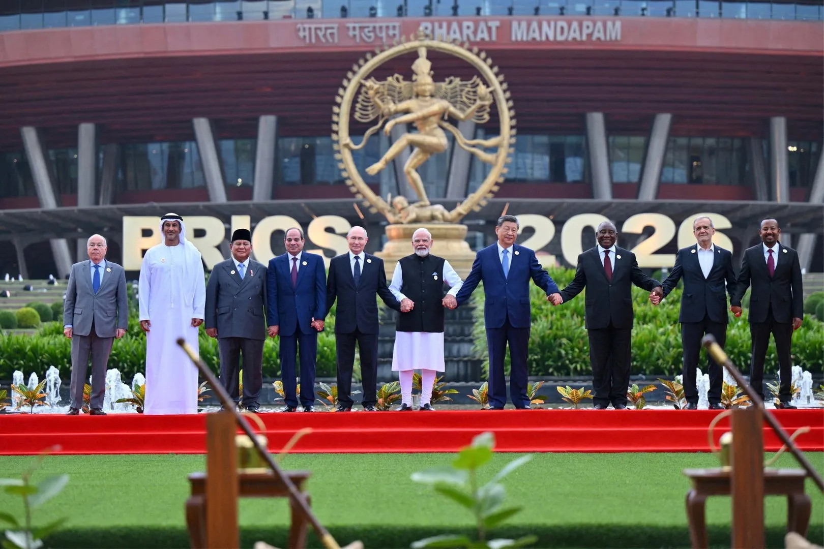 World leaders gather in New Delhi for final day of BRICS summit