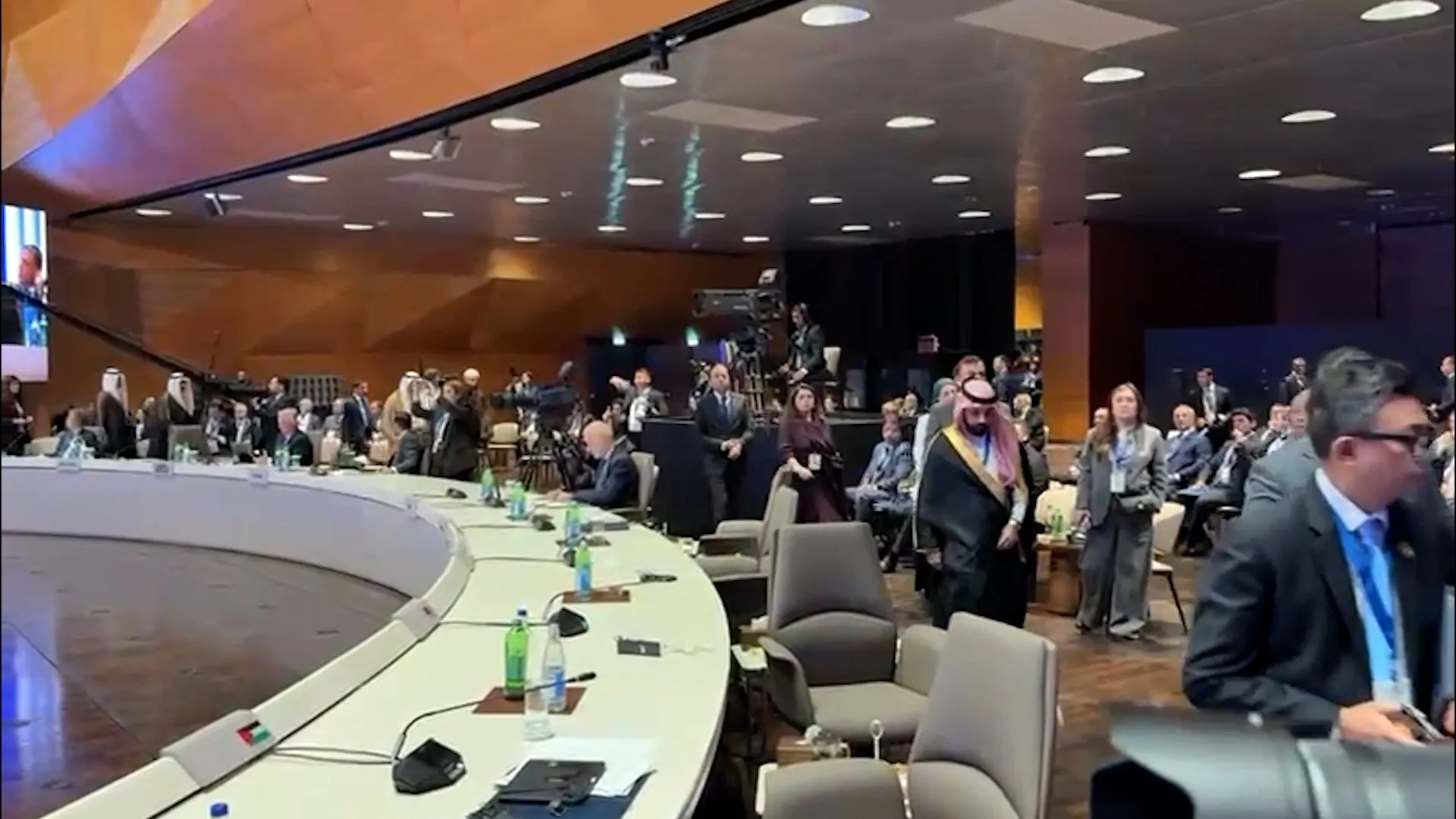 Delegates walk out as Israeli president addresses summit