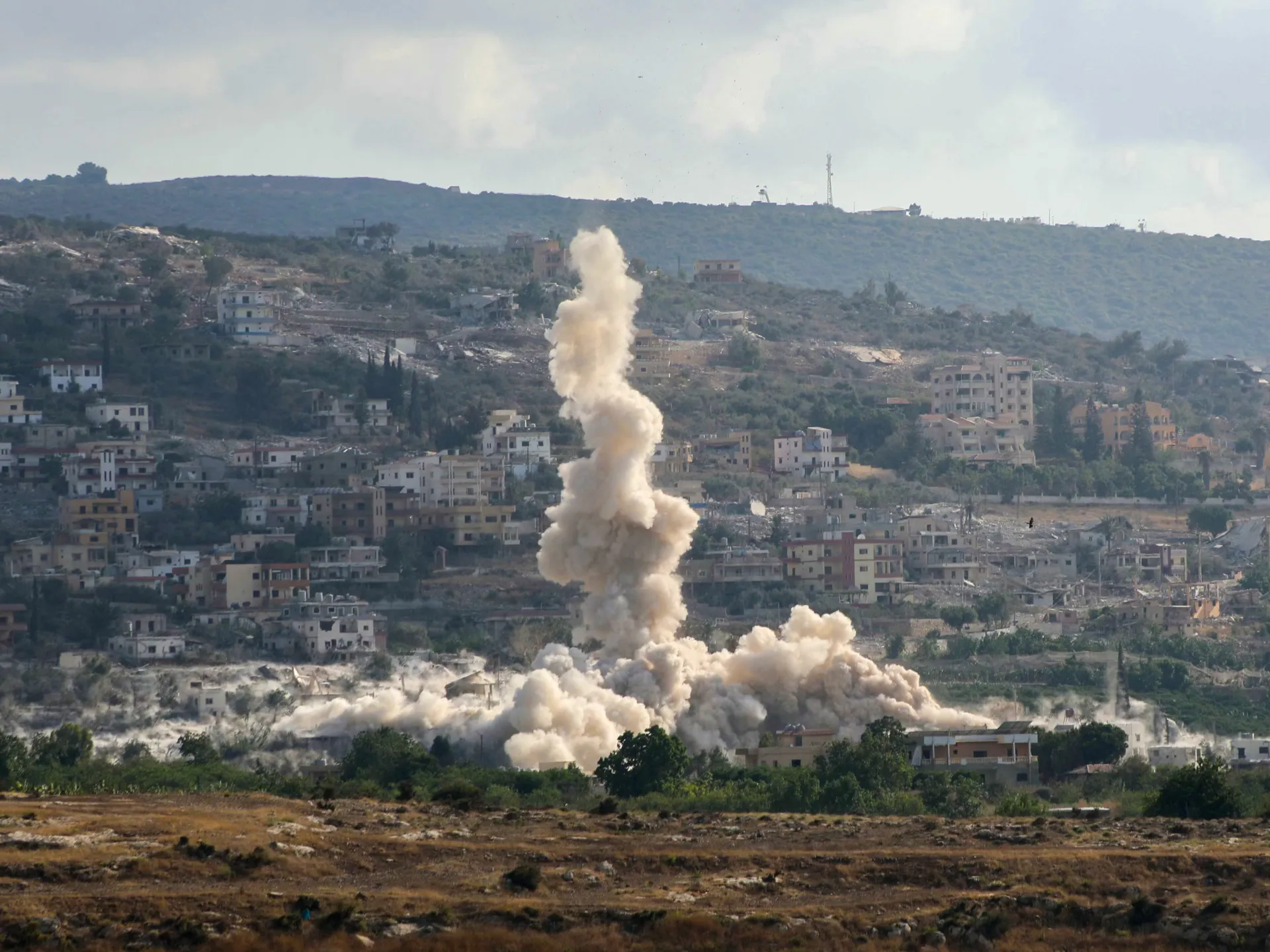 Israeli air attack kills at least 10 people in southern Lebanon