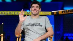 Briton Staines' 61-second win earns UFC contract