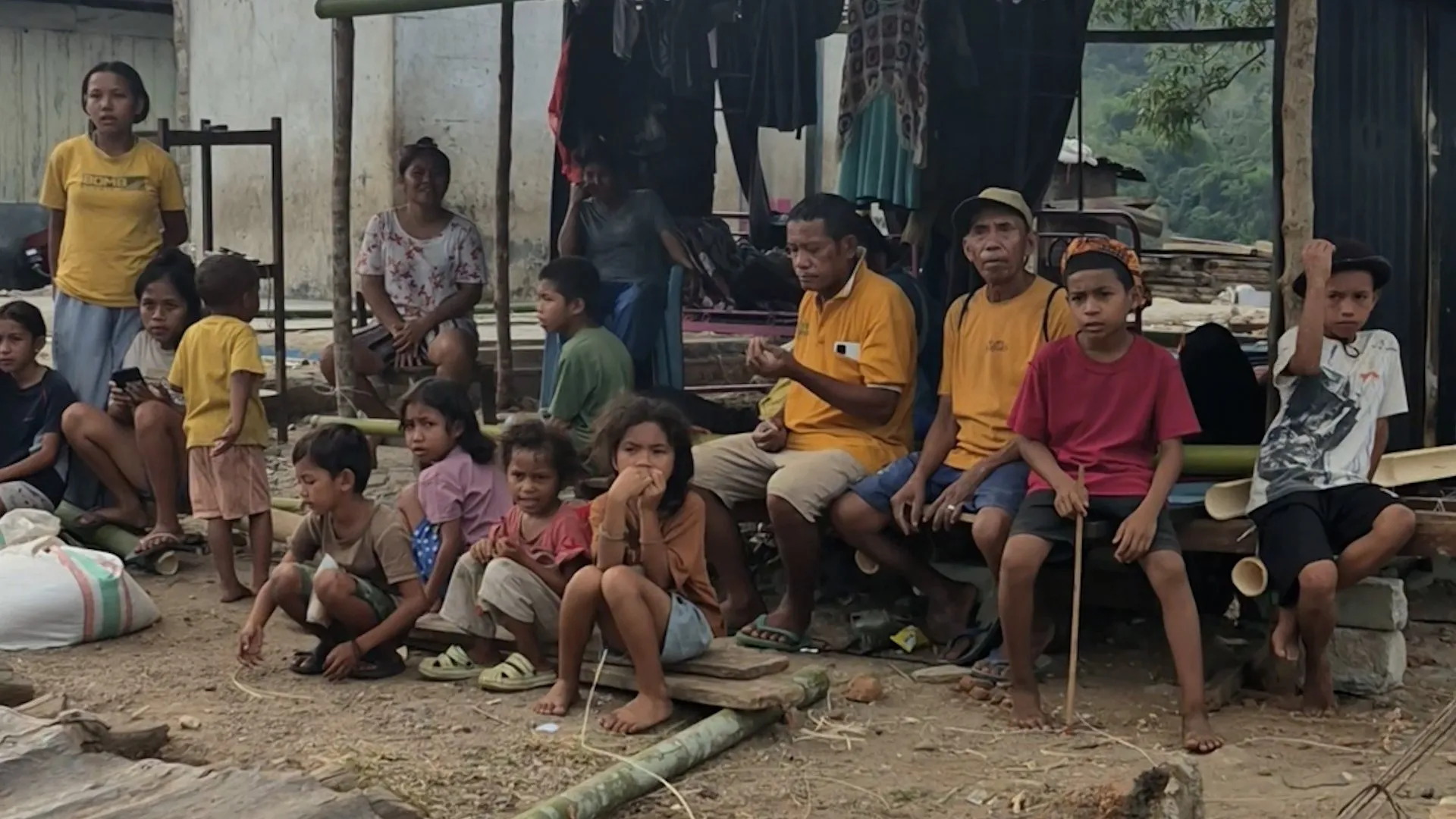 Al Jazeera reports from Indonesia’s quake zone, desperate for help