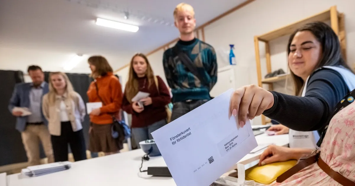 Centre-left opposition bloc leads in Swedish vote, poll shows