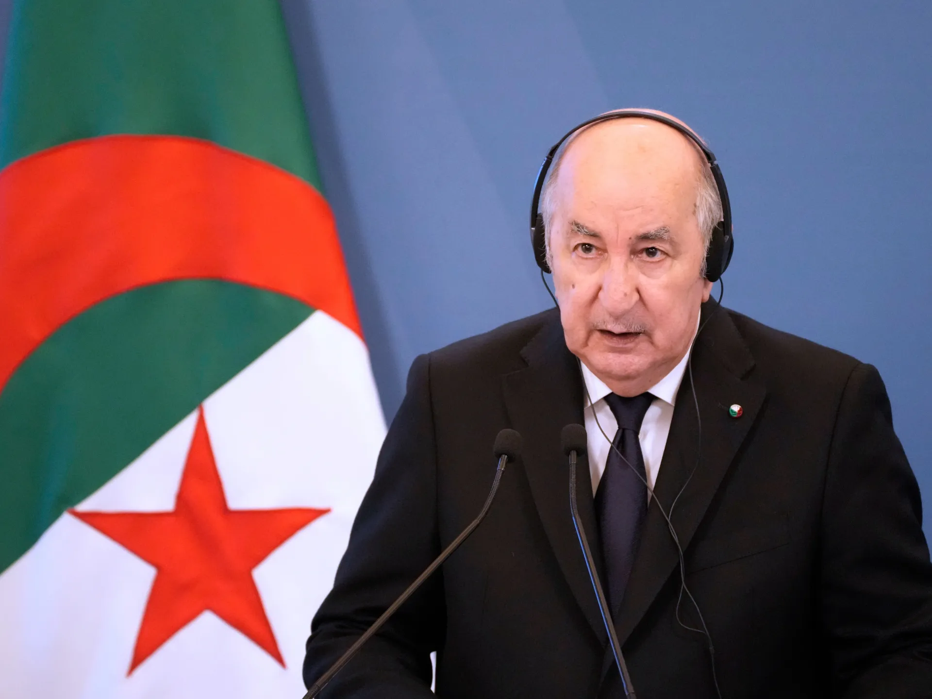 Algeria says cutting diplomatic ties with UAE