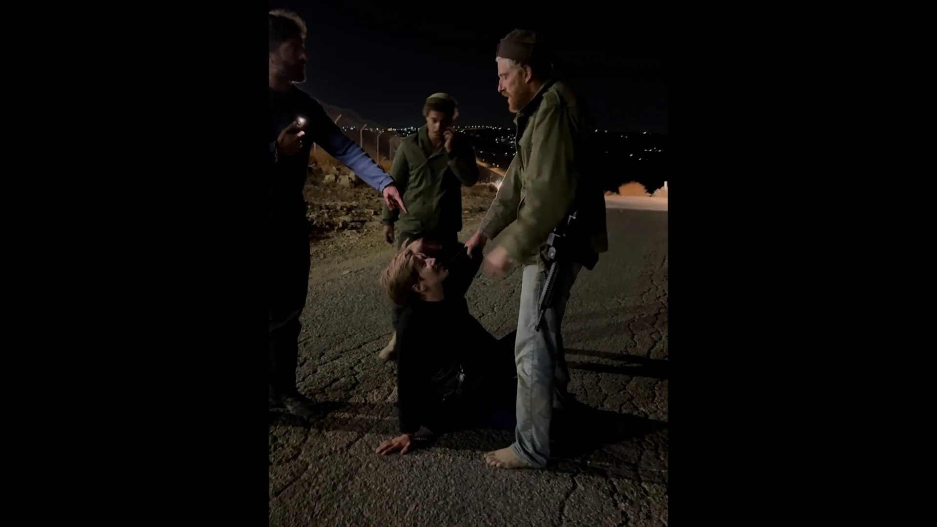 Israeli settlers savagely attack journalists in occupied West Bank