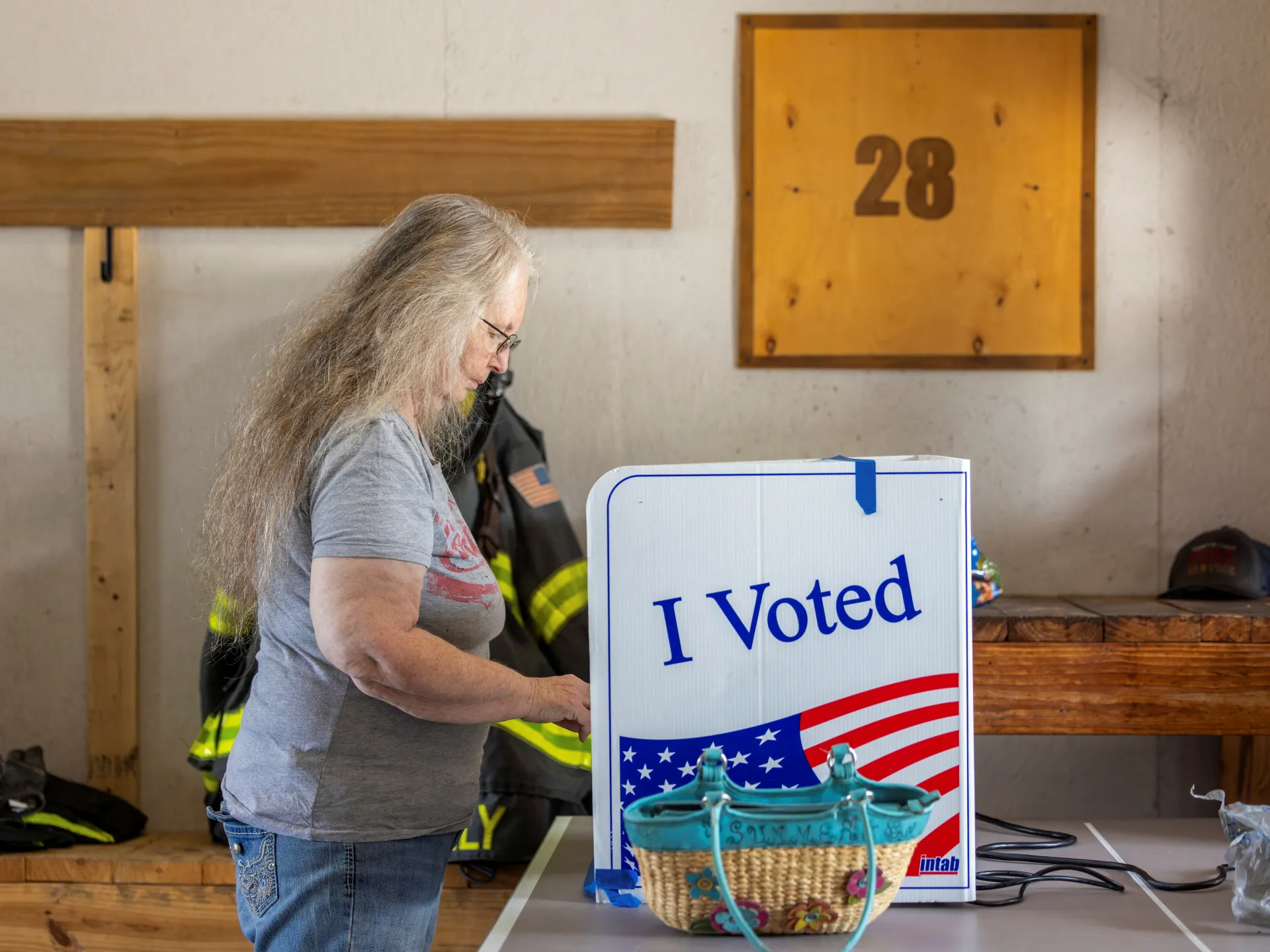 What’s behind the vote-by-mail controversy in the US?