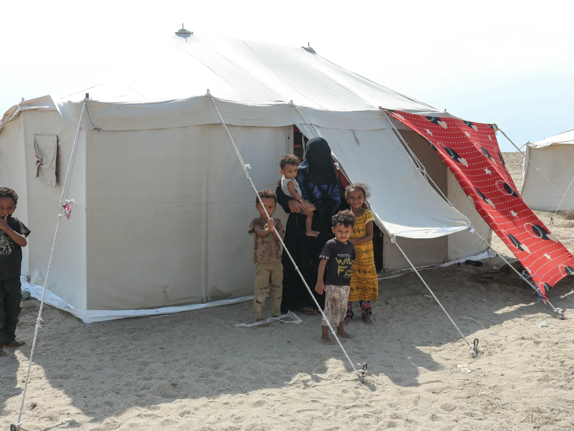 More than 112,000 displaced by Yemen fighting; thousands flee to Djibouti